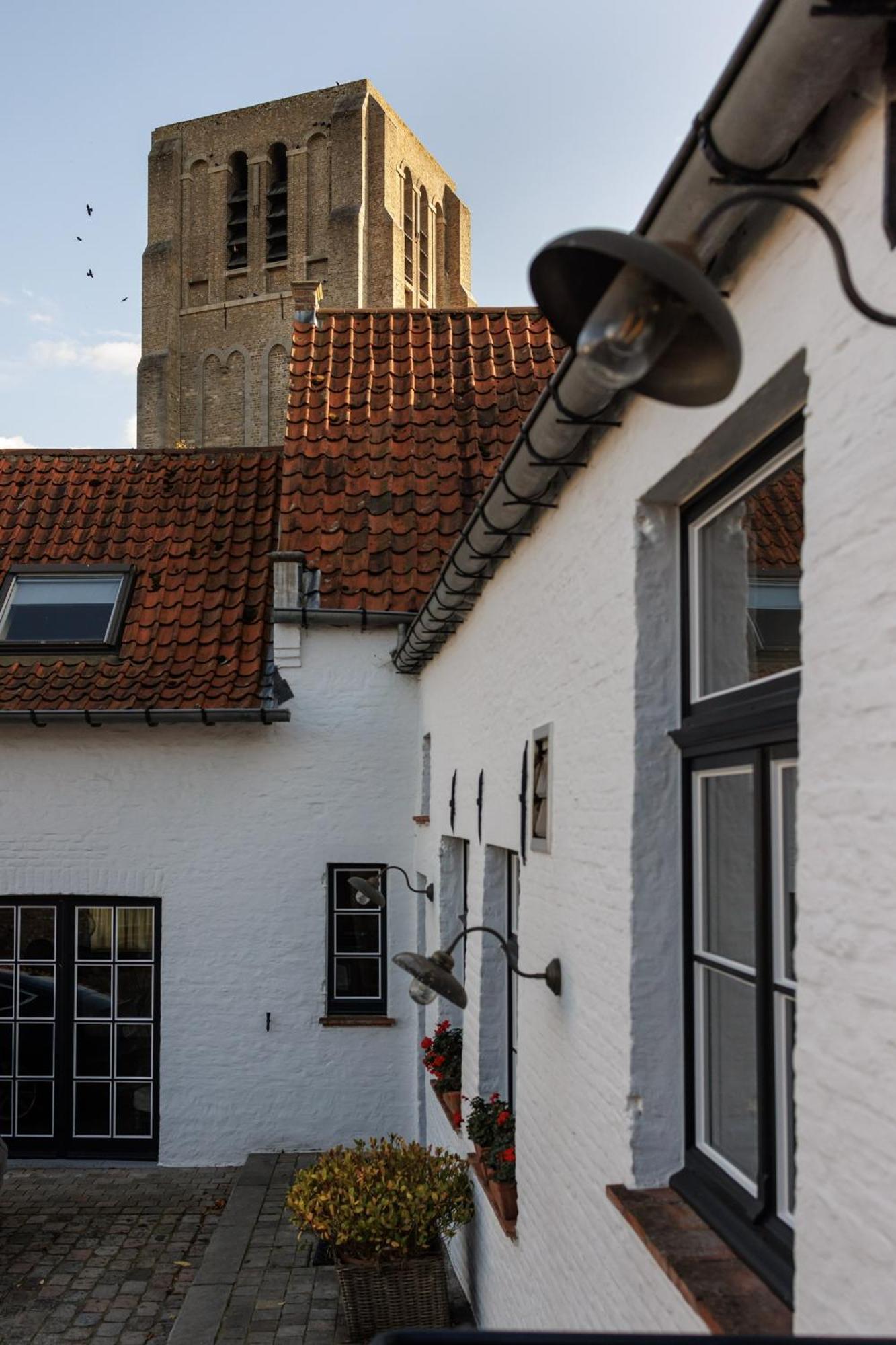 De Levensboom - Het Oud Gemeentehuis Damme Esterno foto